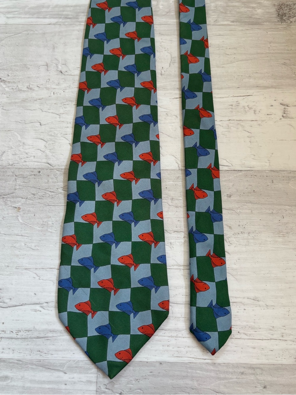 Burberry Vintage Silk Checkered Fish Tie Made in Italy